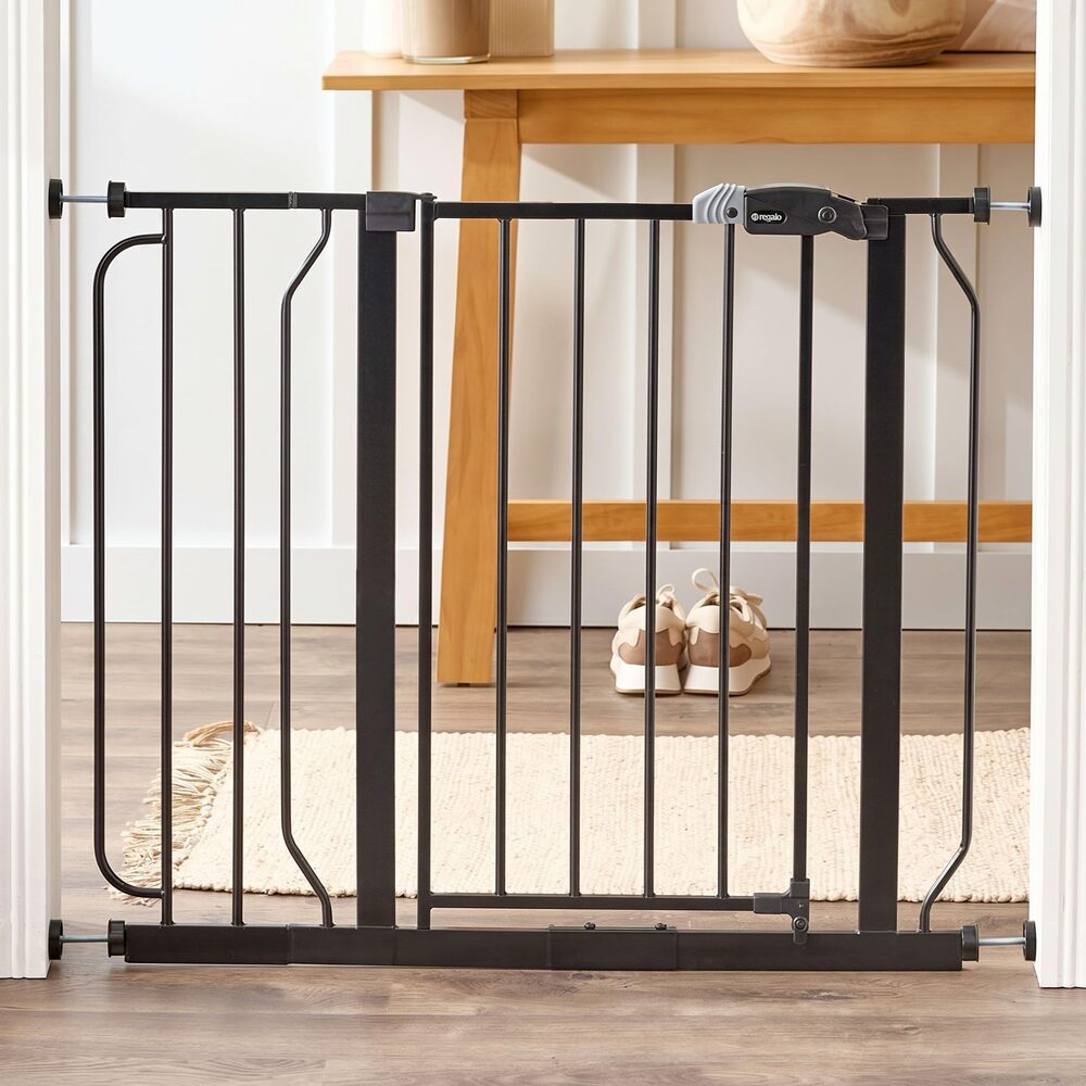 Regalo Easy Step Extra Wide Baby Gate - Black